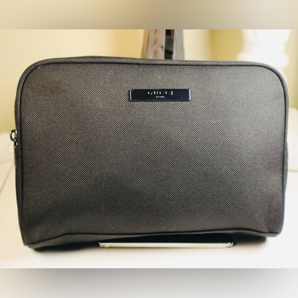 “HOST PICK” Gucci Nylon Toiletry Travel Bag Black - Picture 7 of 11